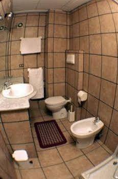 B&B La Grotta SantʼAlessio Siculo מראה חיצוני תמונה